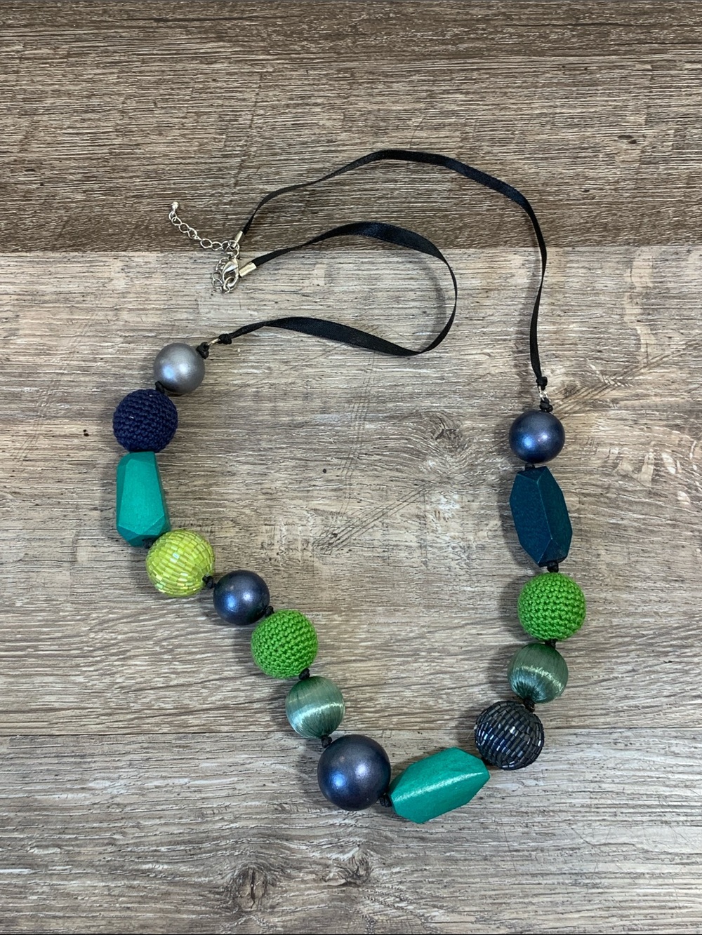 Statement Green & Teal Chunky Beaded Necklace - Fashion Accessory